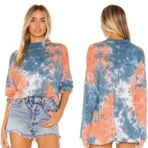 Oversized Free People Long Sleeve T shirt in Cotton Candy. Size: XS